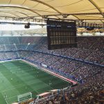 Photo d'un stade de football rempli